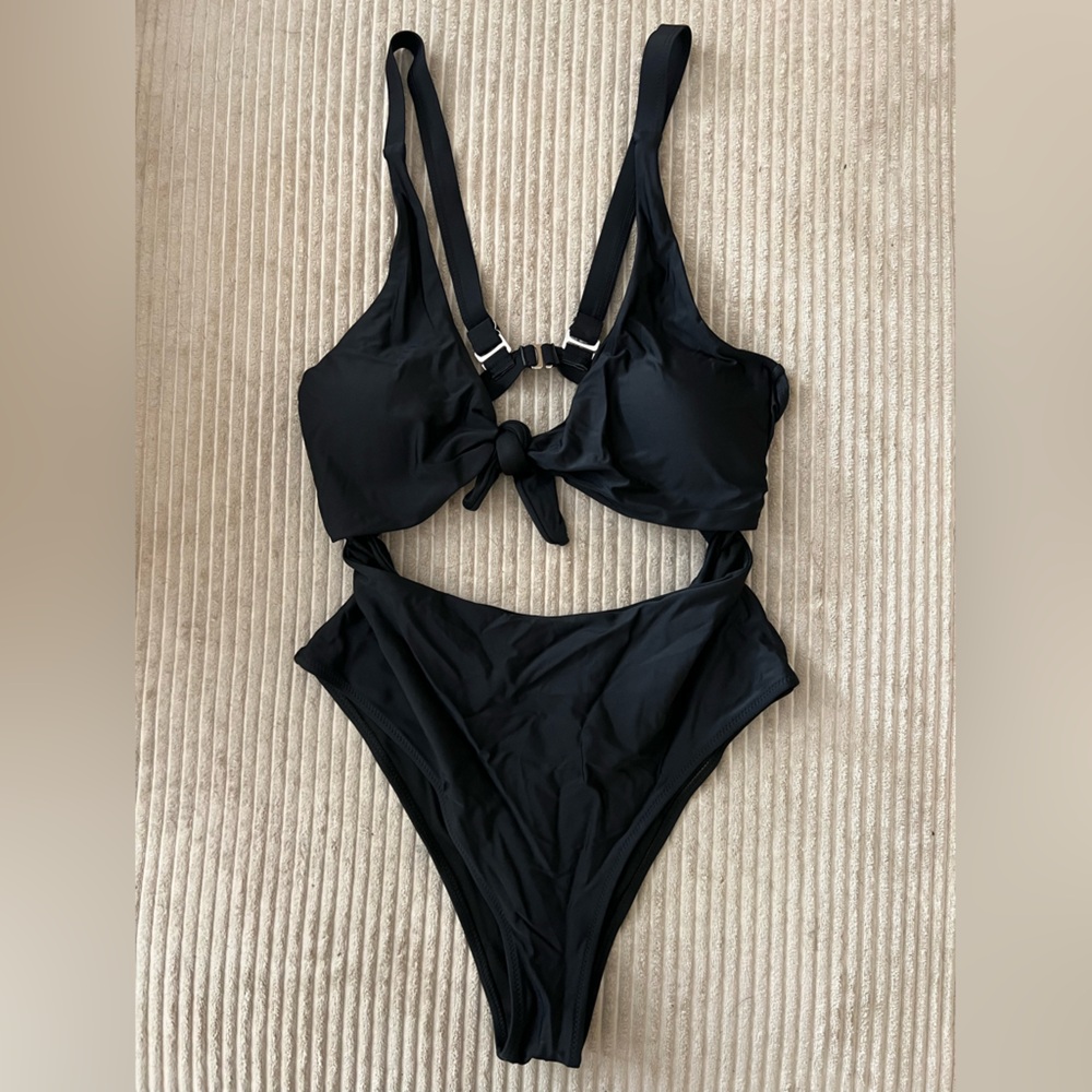 One-Piece Cut Out Bathing Suit - Picture 4 of 7